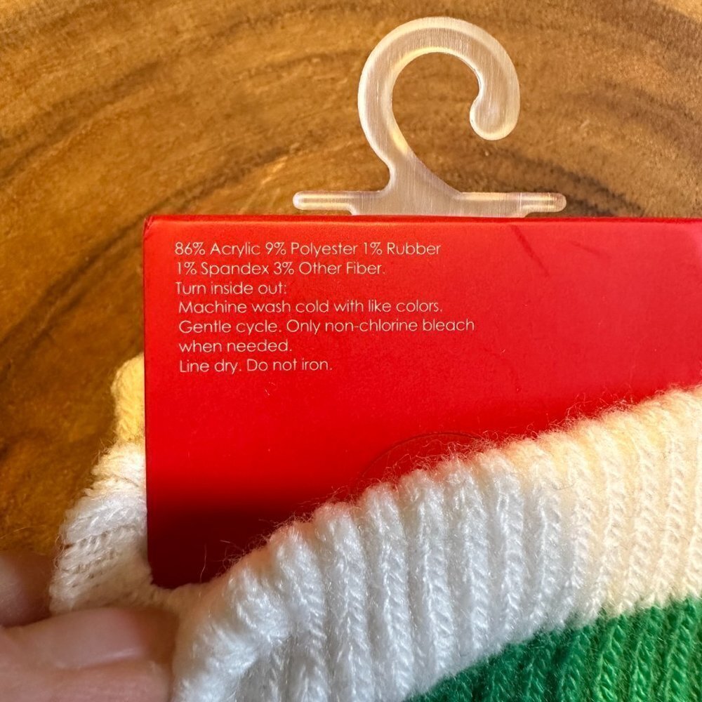 What the Elf? Texting Gloves - Picture 6 of 6